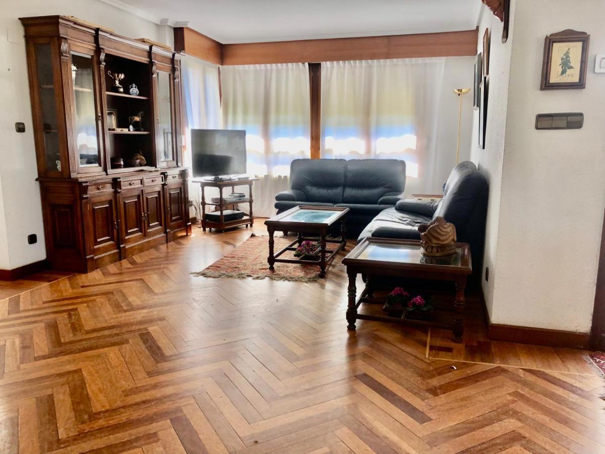 Chalet Al Lado De La Playa Con Piscina Privada, Jardin Y Barbacoa, Fronton, 6 Habitaciones Ларедо Екстериор снимка